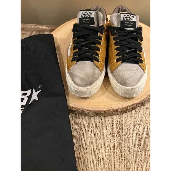 Golden Goose Two-Tone May Shoes Women's 5 Mustard Suede Sneakers & Zipper Case - Picture 9 of 16